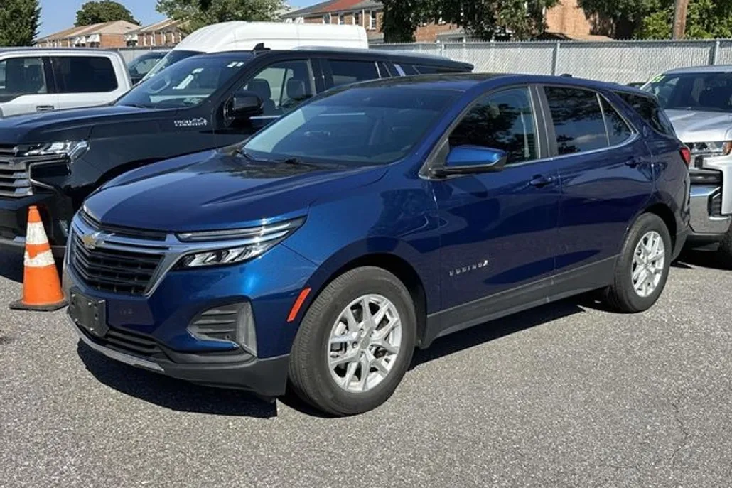 2022 Chevrolet Equinox photo 1