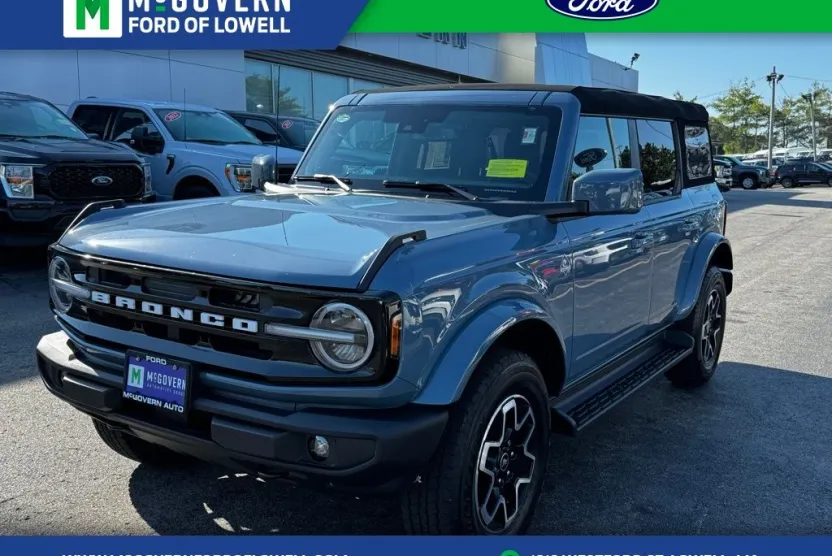 2025 Ford Bronco Outer Banks photo 1