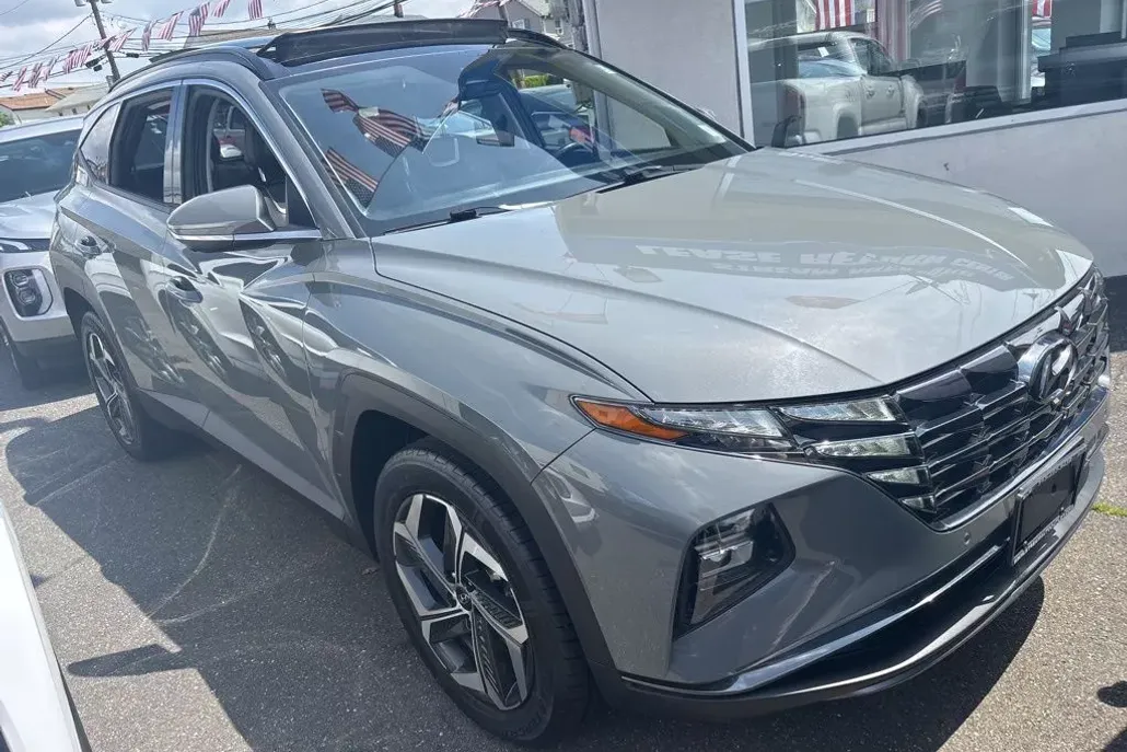 2024 Hyundai Tucson Limited photo 1
