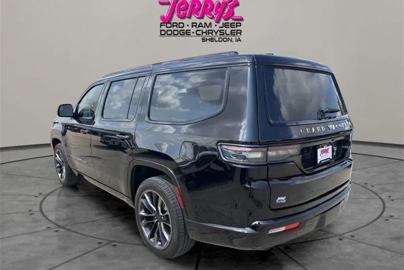 2025 Jeep Grand Wagoneer III Obsidian photo 1