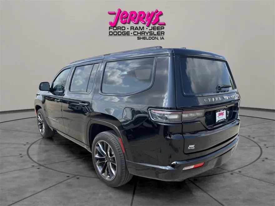 2025 Jeep Grand Wagoneer III Obsidian photo 1