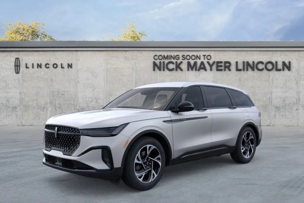 2025 Lincoln Nautilus Premiere photo 1