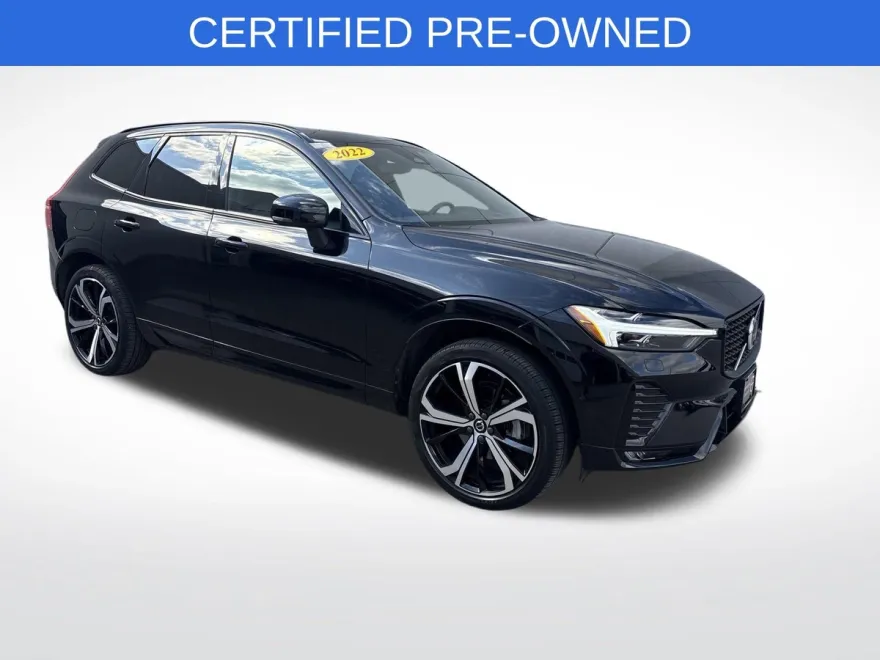 2022 Volvo XC60 B5 R-Design photo 1