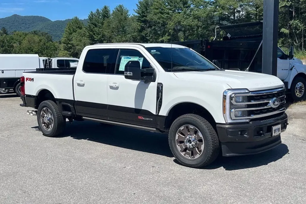 2025 Ford F-250 King Ranch photo 1