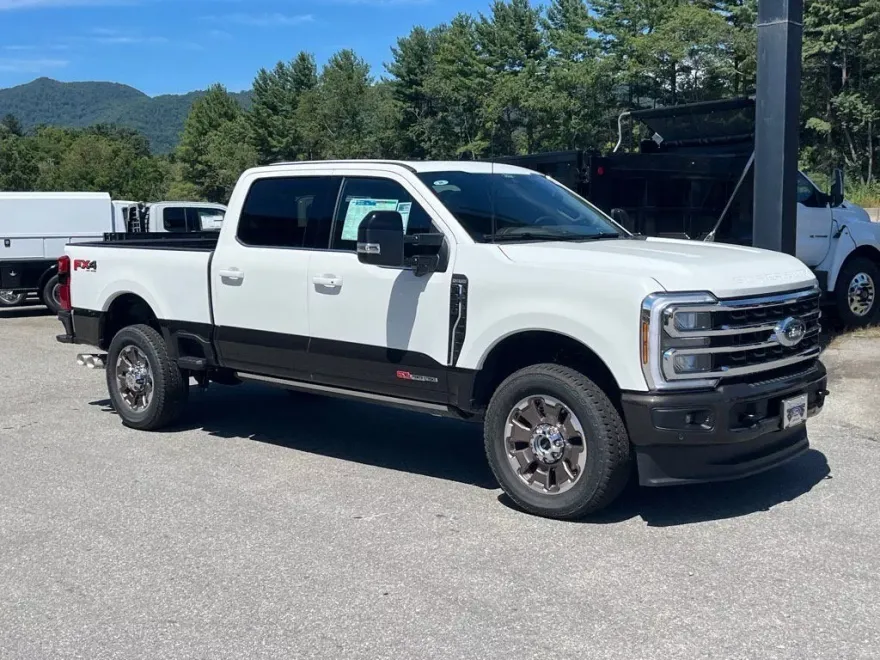 2025 Ford F-250 King Ranch photo 1