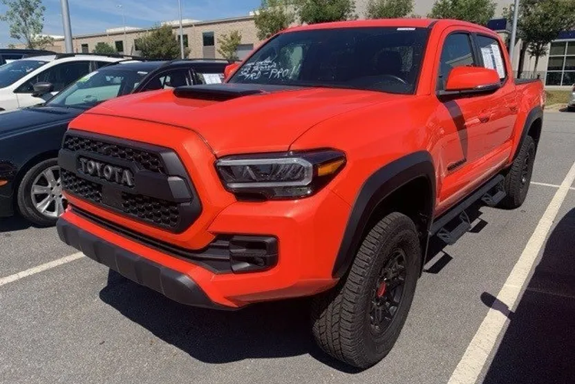 2023 Toyota Tacoma TRD Pro V6 4x4 photo 1