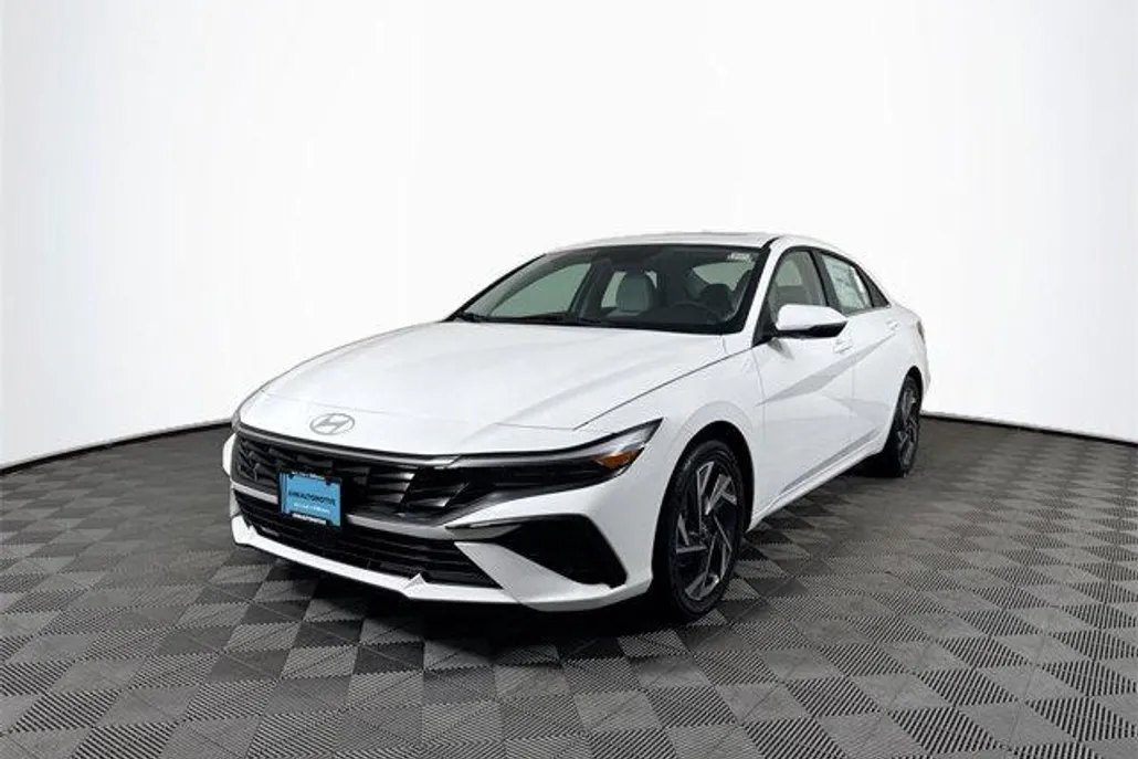 2025 Hyundai Elantra Hybrid Limited photo 1