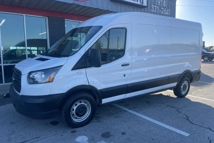 2019 Ford Transit Cargo Van photo 1