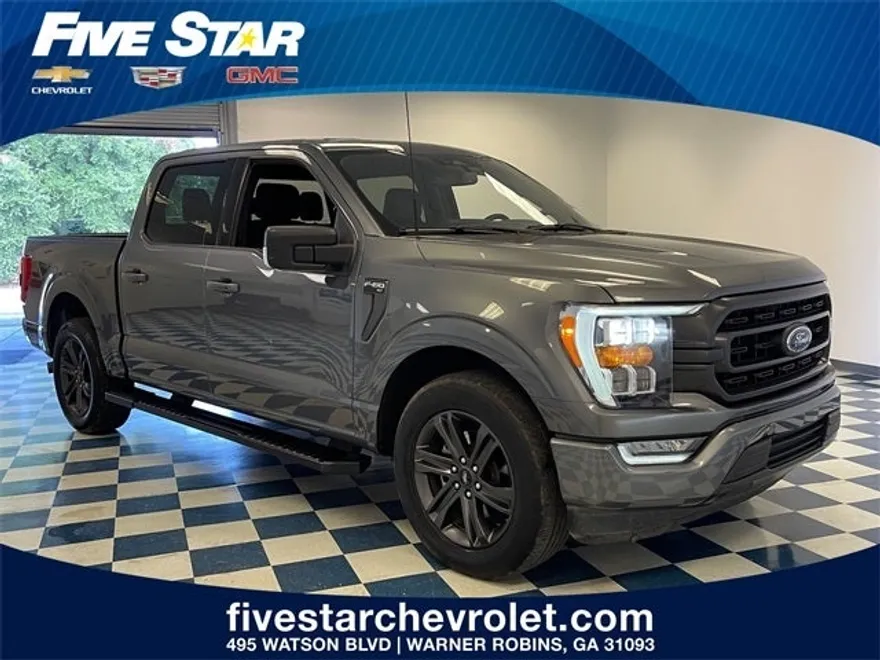 2023 Ford F-150 XLT photo 1