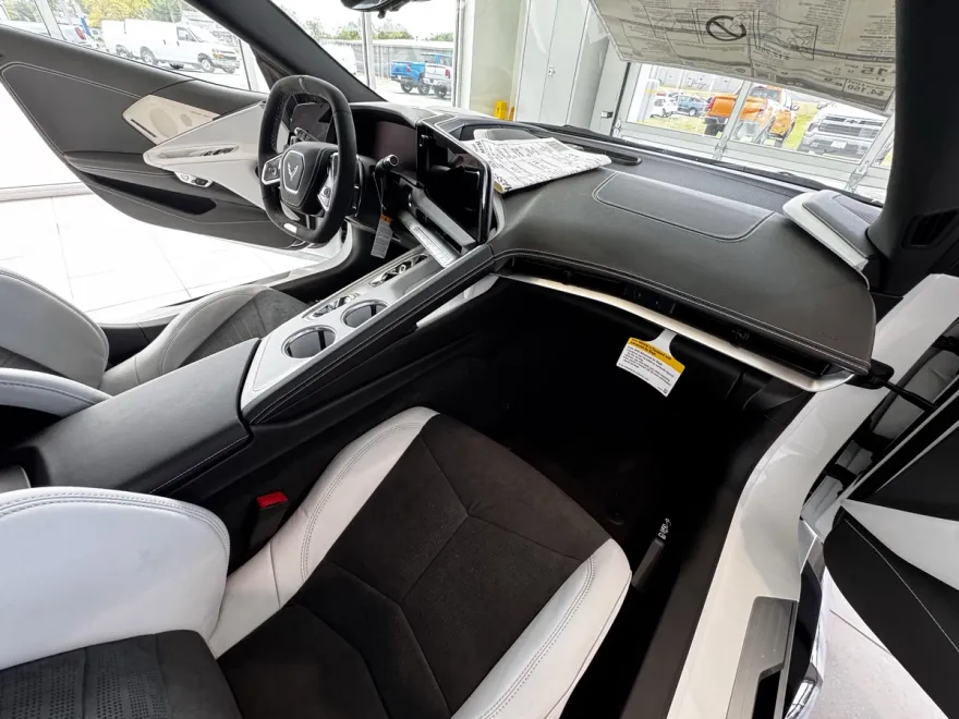 2026 Chevrolet Corvette Z06 2LZ photo 1