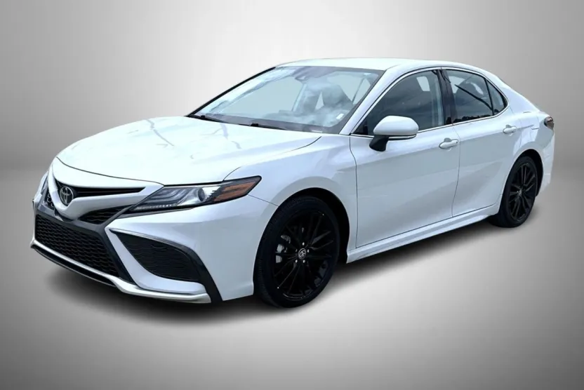 2023 Toyota Camry XSE photo 1