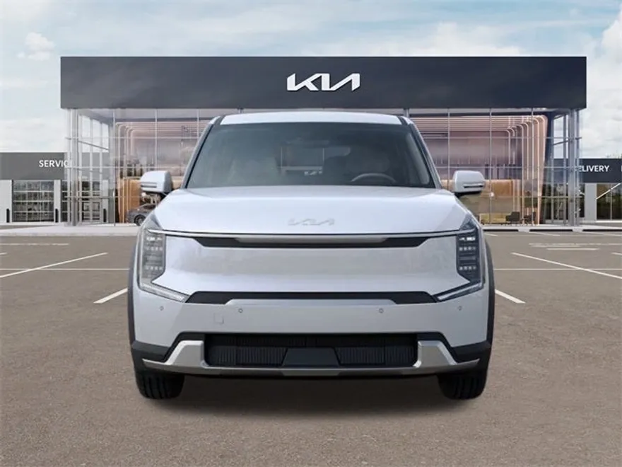 2026 Kia EV9 Light Long Range photo 1