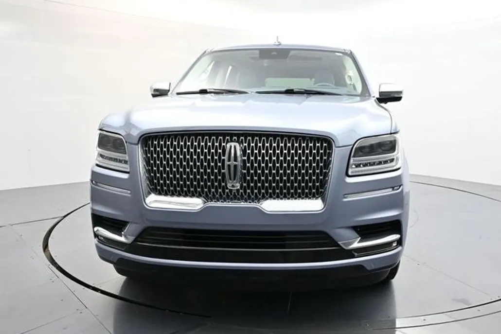 2020 Lincoln Navigator Black Label photo 1