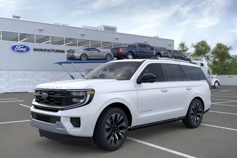 2025 Ford Expedition Platinum photo 1