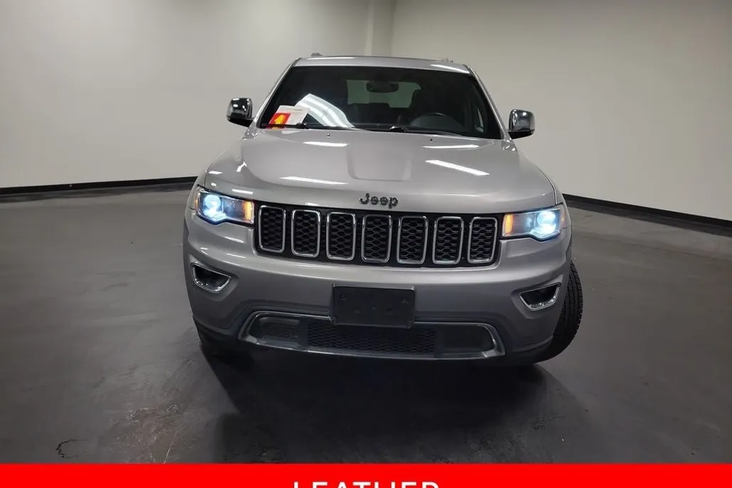 2017 Jeep Grand Cherokee Limited photo 1