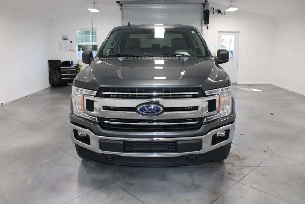 2020 Ford F-150 XLT photo 1