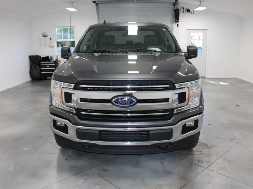 2020 Ford F-150 XLT photo 1