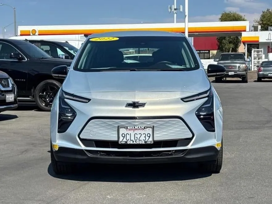 2022 Chevrolet Bolt EV 2LT photo 1