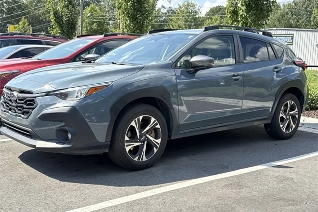 2024 Subaru Crosstrek Premium photo 1