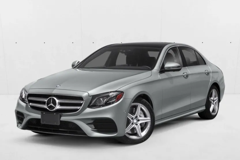 2018 Mercedes Benz E 300 Sedan photo 1