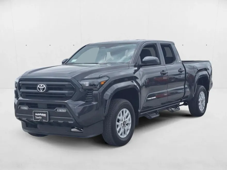 2024 Toyota Tacoma SR5 photo 1
