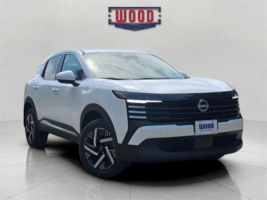 2025 Nissan Kicks SV photo 1