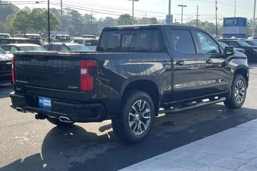 2025 Chevrolet Silverado 1500 RST photo 1