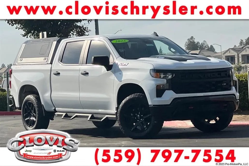 2025 Chevrolet Silverado 1500 Custom Trail Boss photo 1
