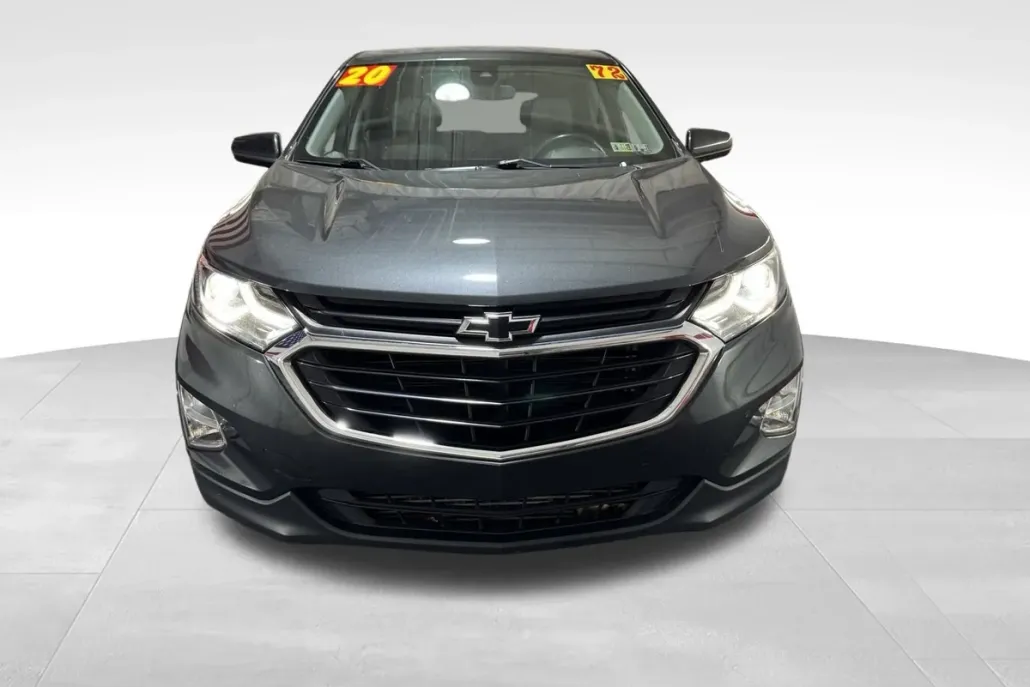2020 Chevrolet Equinox LT photo 1