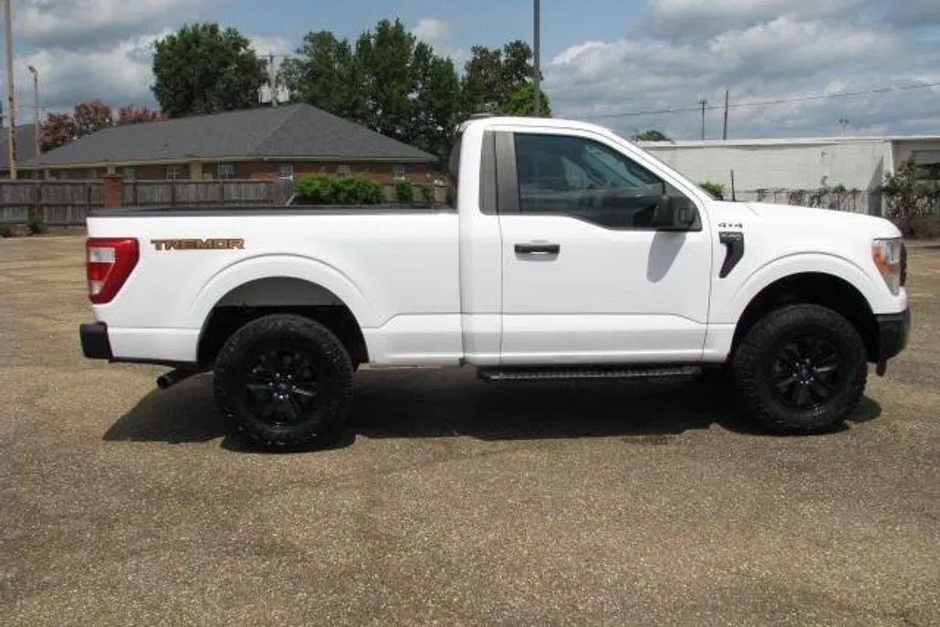 2021 Ford F-150 XL photo 1