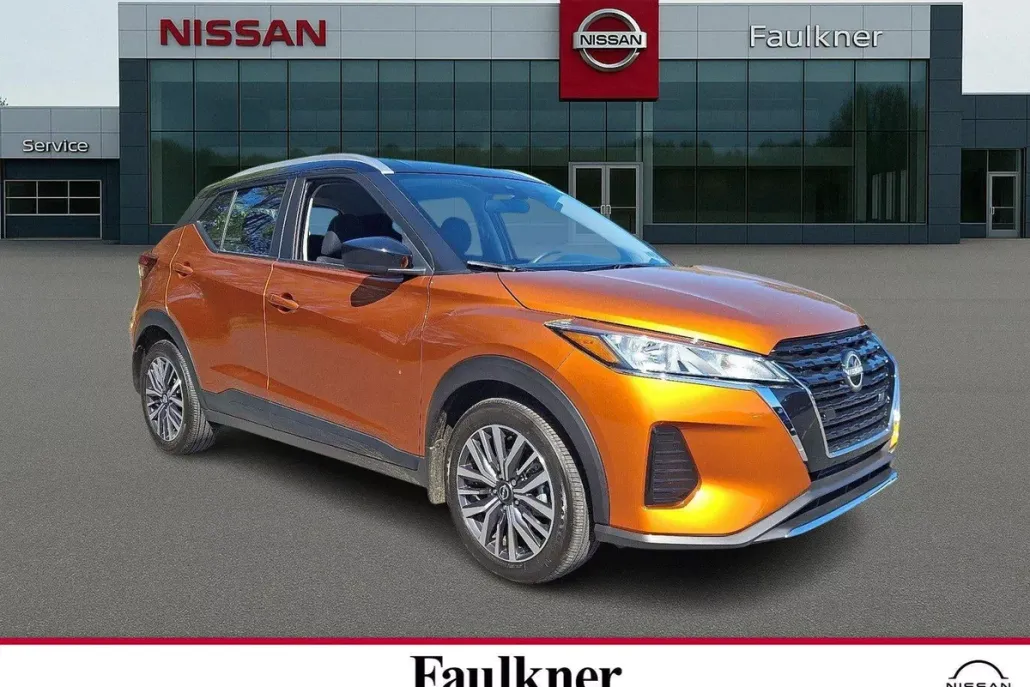 2024 Nissan Kicks SV photo 1