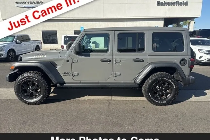 2021 Jeep Wrangler Unlimited Willys photo 1