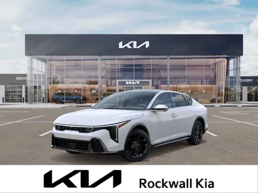 2025 Kia K4 GT-Line Turbo photo 1