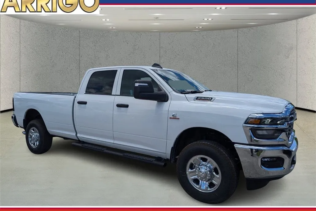 2025 Ram 2500 Tradesman photo 1
