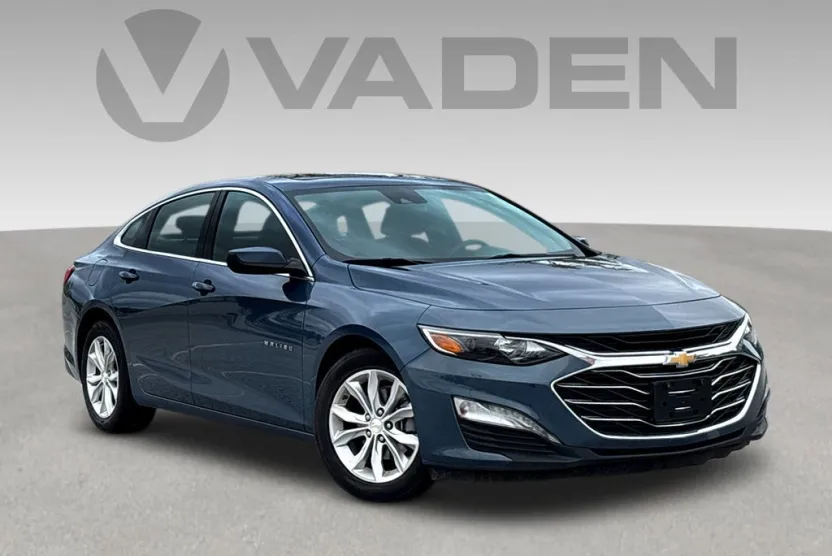 2024 Chevrolet Malibu 1LT photo 1