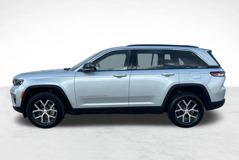 2024 Jeep Grand Cherokee Limited photo 1