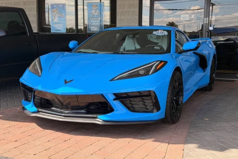 2020 Chevrolet Corvette Stingray Coupe photo 1