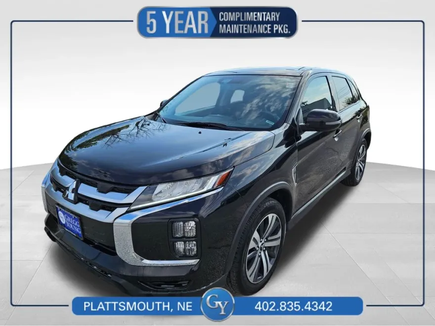 2024 Mitsubishi Outlander Sport SE photo 1