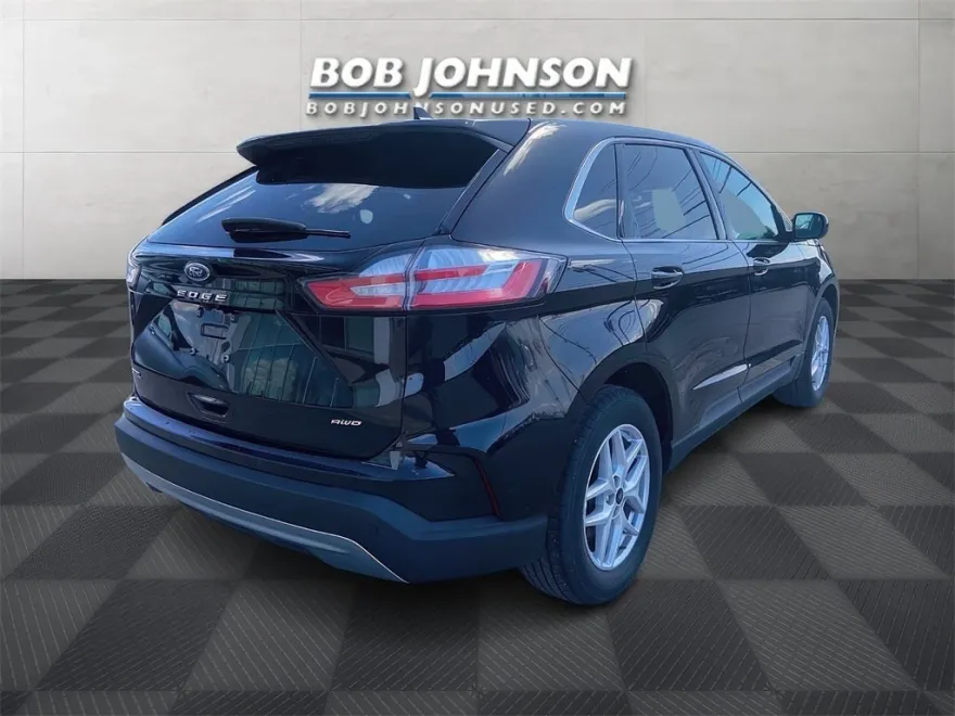 2024 Ford Edge SEL photo 6