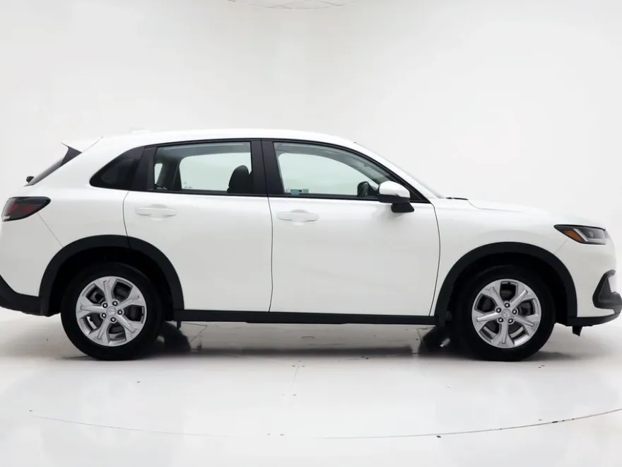2024 Honda HR-V LX photo 1