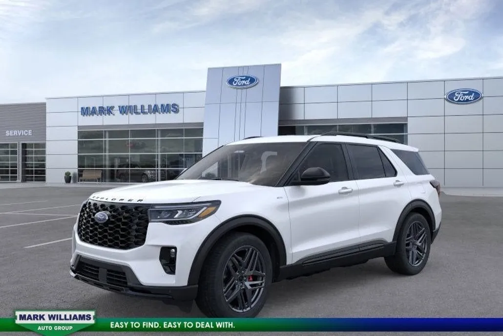 2025 Ford Explorer ST-Line photo 1