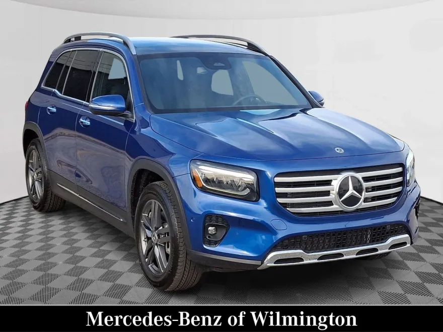2024 Mercedes Benz GLB 250 4MATIC photo 1