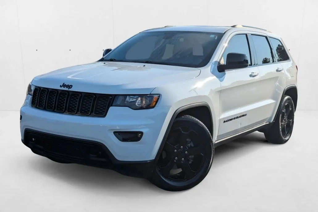 2019 Jeep Grand Cherokee Laredo Upland photo 1