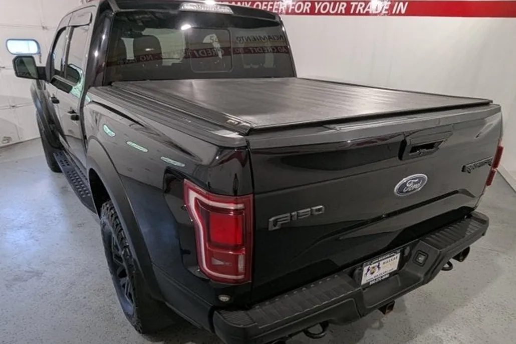 2017 Ford F-150 Raptor photo 1