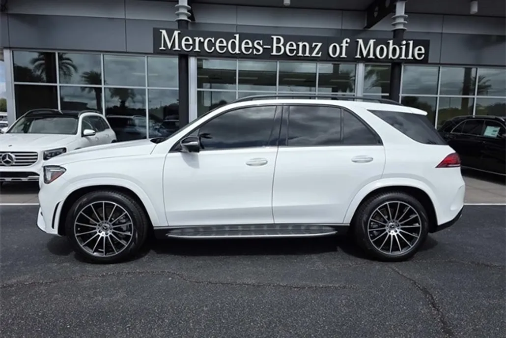 2023 Mercedes Benz GLE 450 4MATIC photo 1