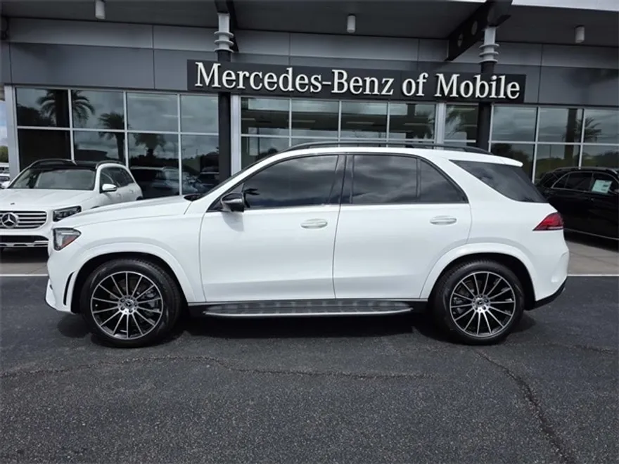 2023 Mercedes Benz GLE 450 4MATIC photo 1