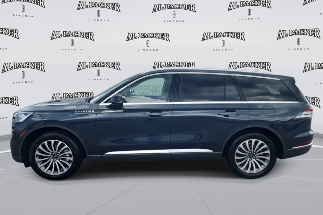 2022 Lincoln Aviator Reserve photo 1