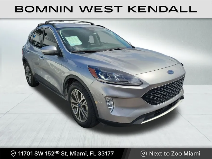 2022 Ford Escape SEL photo 1