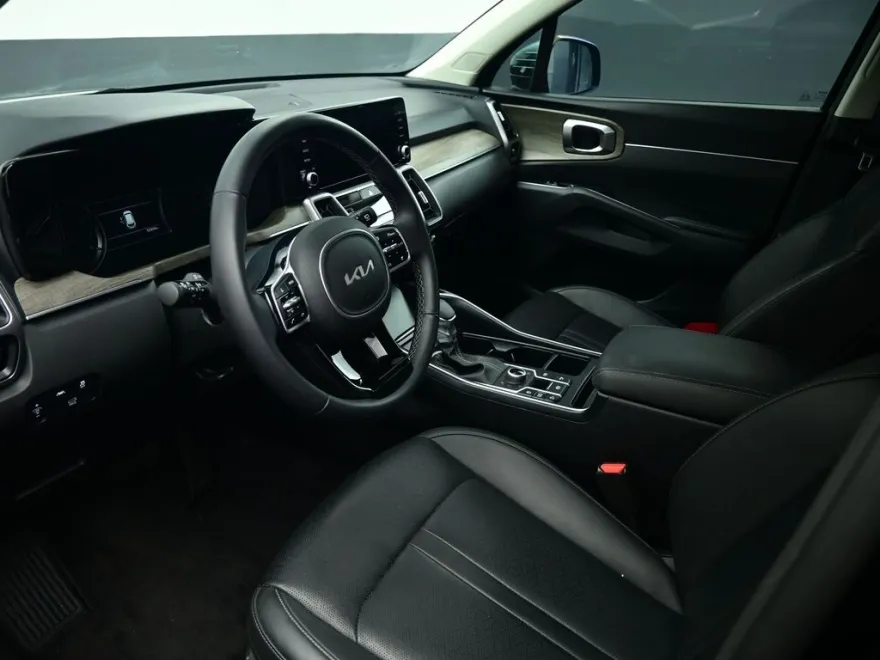 2023 Kia Sorento X-Line EX photo 1