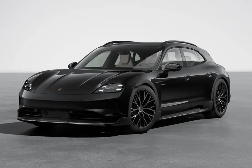 2025 Porsche Taycan Cross Turismo 4 photo 1